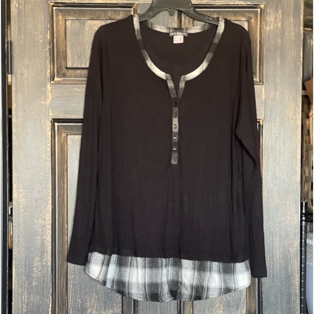 Venus Top